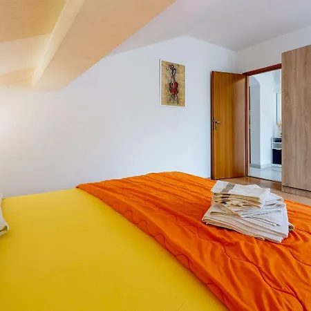 Apartment Ruhiges Mit Holzkohlegrill, Pool Mit Whirlpoolfunktion, Waschmaschine, Trockner Grižane