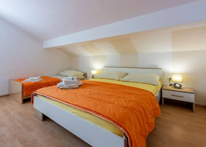 Apartamento Ruhiges Mit Holzkohlegrill, Pool Mit Whirlpoolfunktion, Waschmaschine, Trockner *