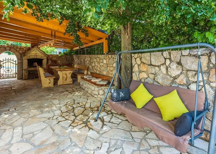 Apartamento Ruhiges Mit Holzkohlegrill, Pool Mit Whirlpoolfunktion, Waschmaschine, Trockner *